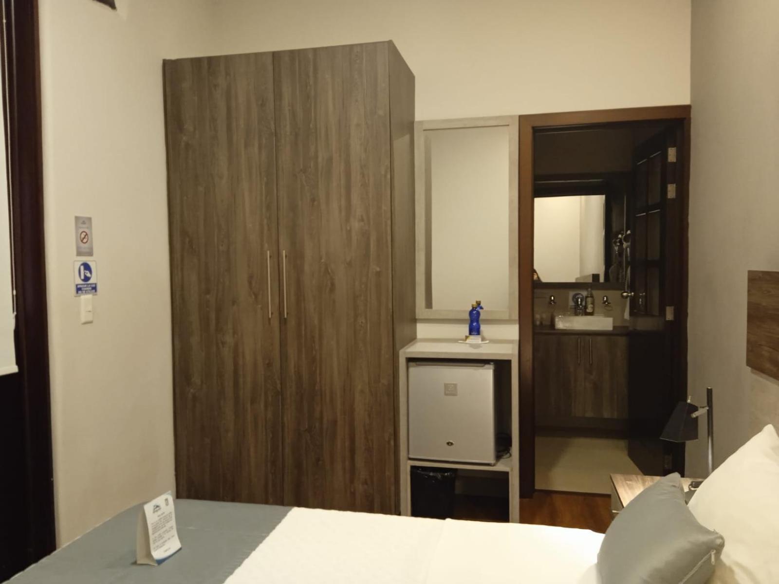 Hotel Raymipampa Cuenca Habitación foto