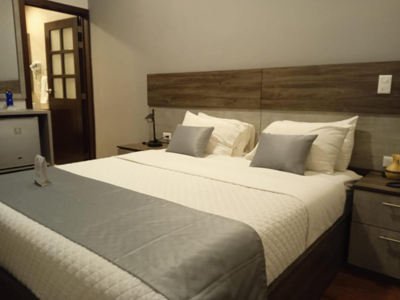 Hotel Raymipampa Cuenca Habitación foto